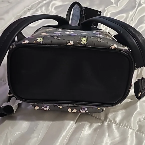 Loungefly villains bag - Picture 3 of 4